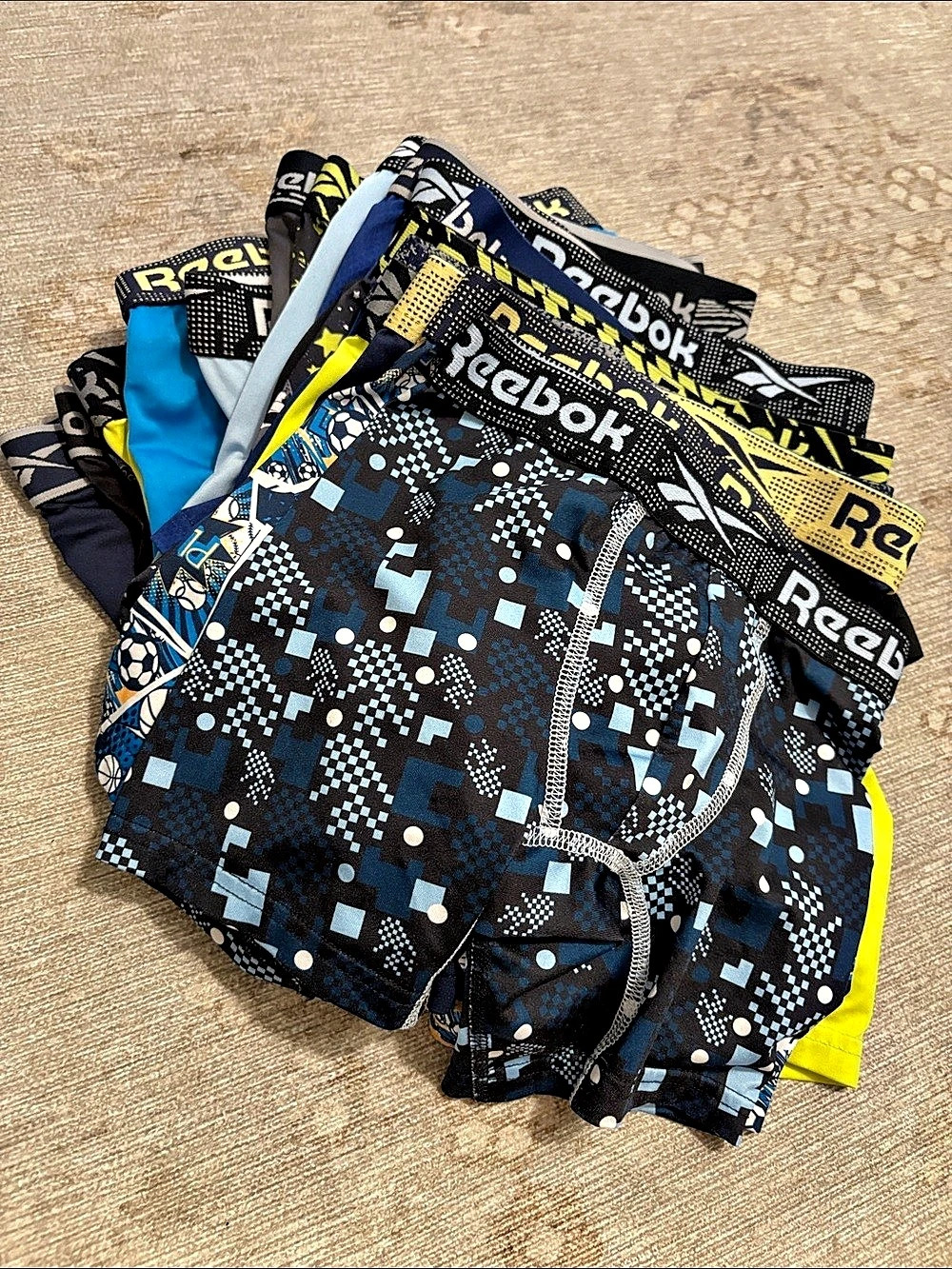 Over 25 Reebok kids youth Performance Boxer Briefs